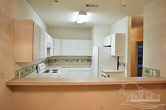 5880 Spanish Trail in Pensacola, FL - Building Photo - Building Photo