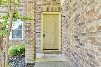 162 Madisons Way in Buda, TX - Building Photo - Building Photo