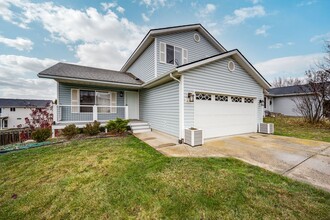 1625 Valhalla Dr in Pullman, WA - Building Photo - Building Photo