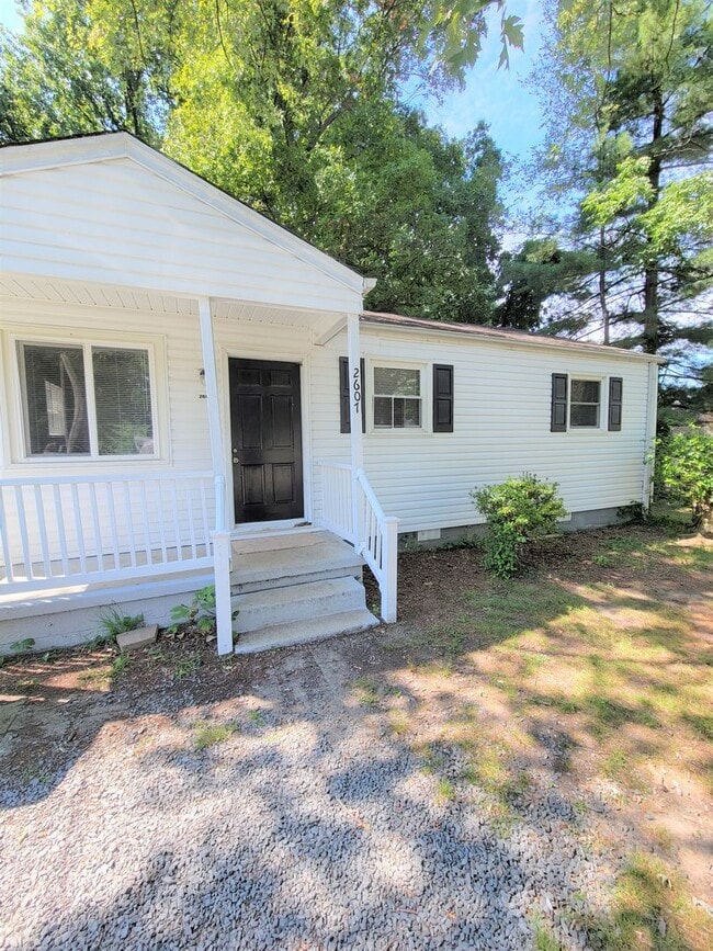 property at 2607 Wildwood Dr