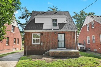 17421 Quincy St in Detroit, MI - Building Photo - Building Photo