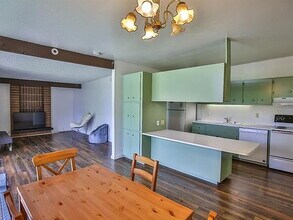 619 Villanova Dr in Davis, CA - Building Photo - Building Photo