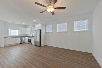 108 English Oak Ln in Warner Robins, GA - Building Photo - Building Photo