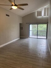 3950 Atrium Dr in Orlando, FL - Building Photo - Building Photo