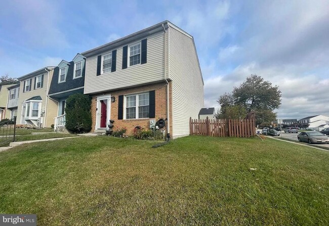 property at 2 Chesthill Ct