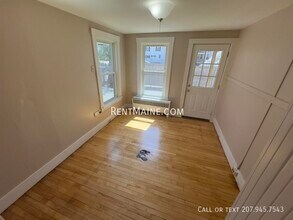 145 Essex St in Bangor, ME - Building Photo - Building Photo