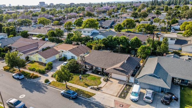 property at 1545 E 21st St