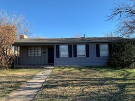 3110 N Dixie Blvd in Odessa, TX - Building Photo