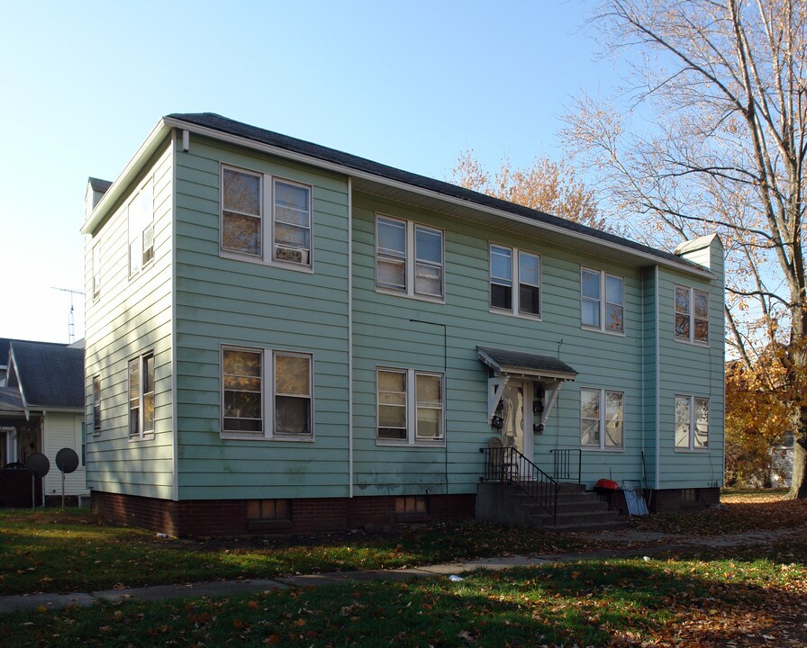 605 Clara St in Toledo, OH - Building Photo