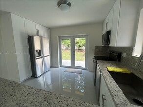 20627 NE 9th Pl in North Miami Beach, FL - Building Photo - Building Photo