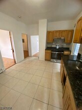 117 E 15th St in Paterson, NJ - Building Photo - Building Photo