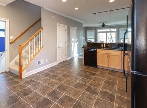 41539 Southpaw Pl in Leesburg, VA - Building Photo - Building Photo