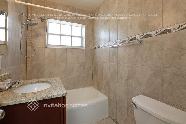 18935 NW 8th Ave in Miami, FL - Building Photo - Building Photo