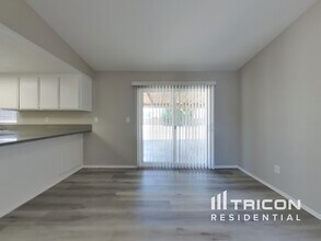 532 E Ave J 9 in Lancaster, CA - Building Photo - Building Photo