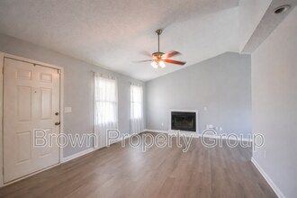 5598 Windy Knoll Pl in Fayetteville, NC - Building Photo - Building Photo