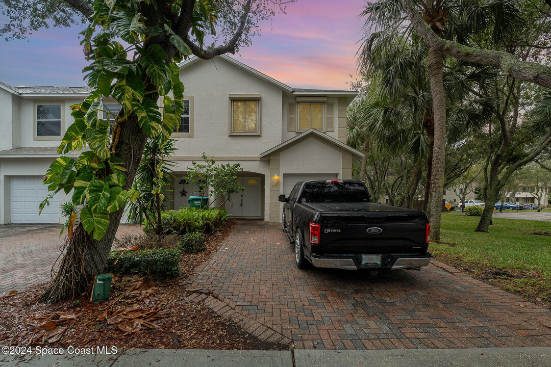 171 King Neptune Ln in Cape Canaveral, FL - Building Photo