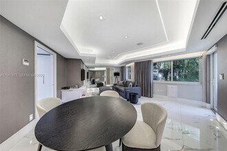 10190 Collins Ave in Bal Harbour, FL - Building Photo - Building Photo