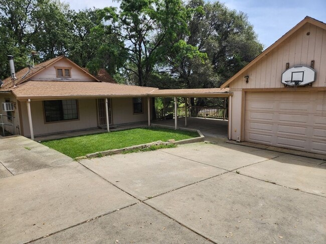 1390 Bald Hill Rd in Newcastle, CA - Building Photo - Building Photo