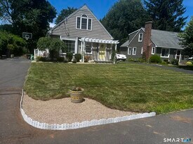 67 Rockwell Ave in Plainville, CT - Building Photo