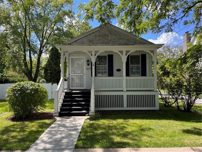 property at 410 N Main St