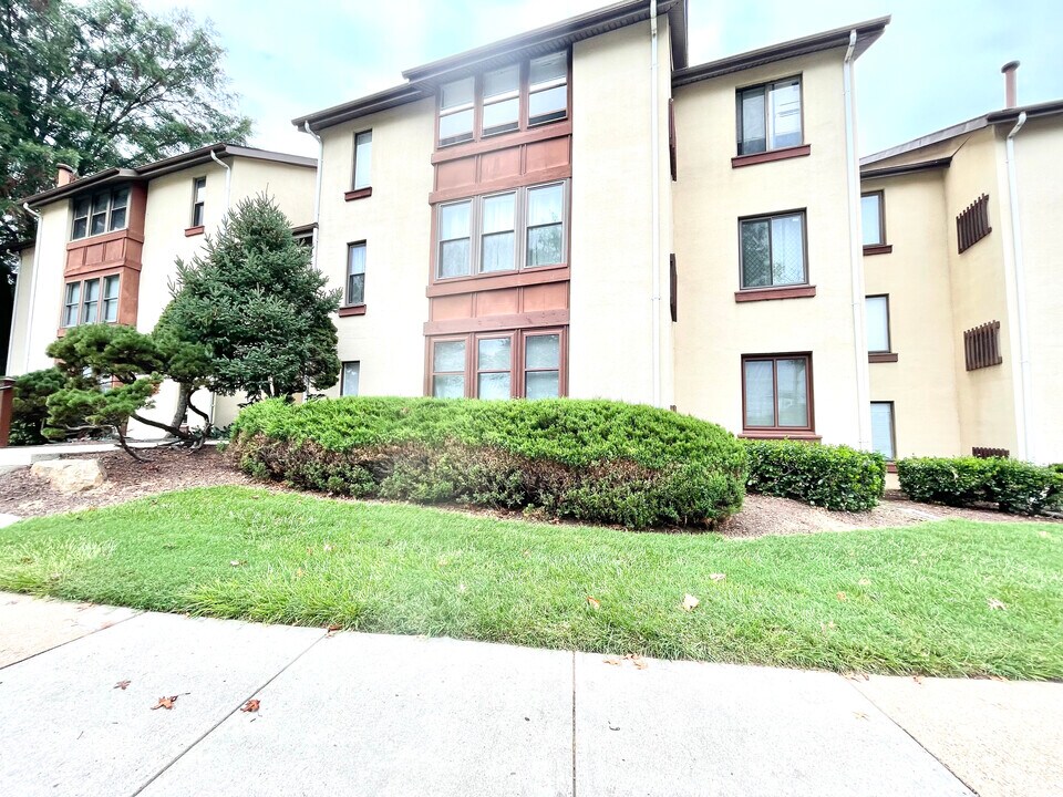 5860 Thunder Hill Rd in Columbia, MD - Building Photo