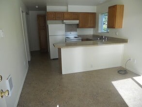 2602 Kaufman St in Aberdeen, WA - Building Photo - Building Photo