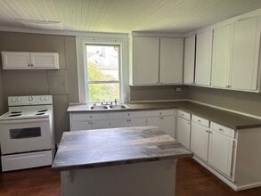 163 Poplar St in Griffin, GA - Building Photo - Building Photo