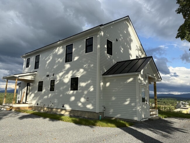 5772 Ethan Allen Hwy, Unit 1 in New Haven, VT - Building Photo - Building Photo