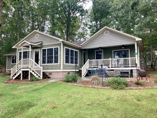 203 Slice Rd in Prosperity, SC - Foto de edificio - Building Photo