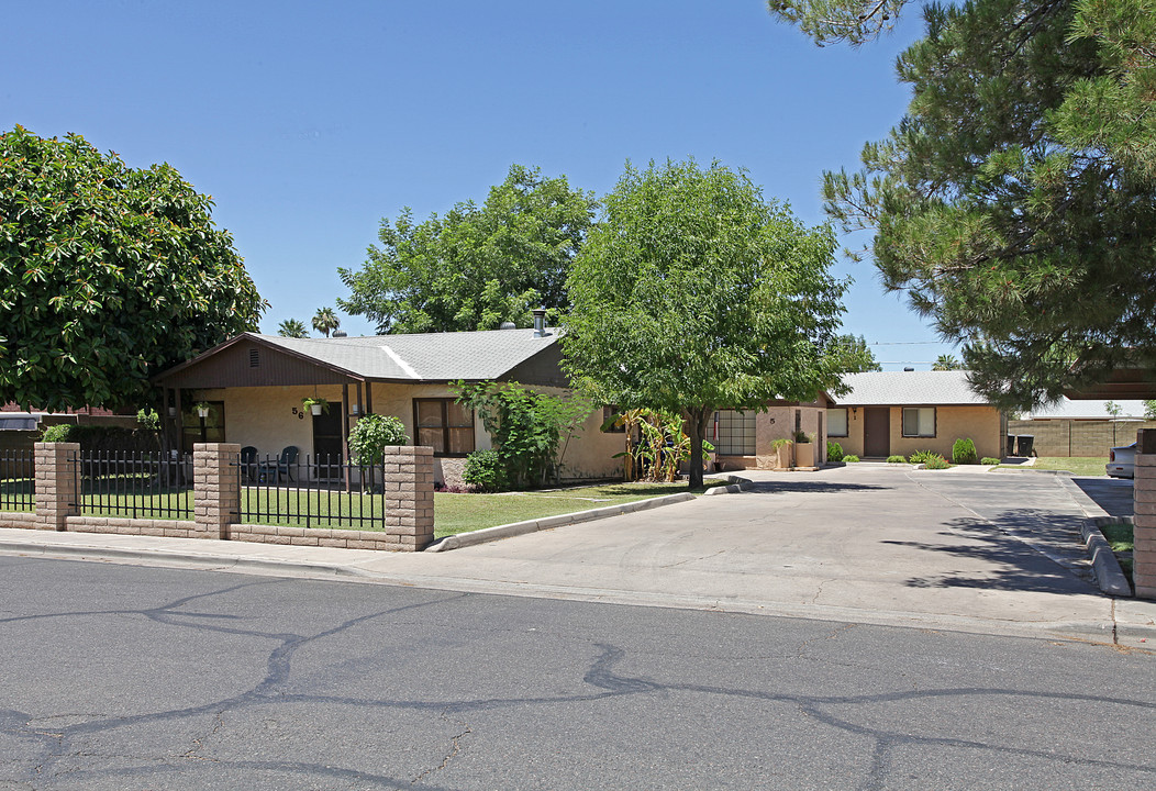 56 S Lazona Dr in Mesa, AZ - Building Photo