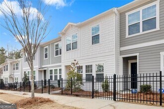 2684 Toucan Wy in Atlanta, GA - Building Photo - Building Photo