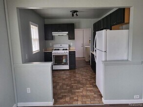 6466 Cooper St in Taylor, MI - Building Photo - Building Photo