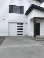 1001 Abigail Ln in Bozeman, MT - Building Photo