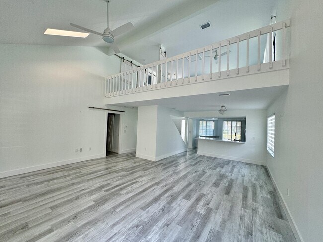 property at 871 Meadowland Dr