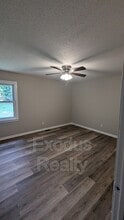 8708 Peach Tree Dr in Sanford, NC - Building Photo - Building Photo