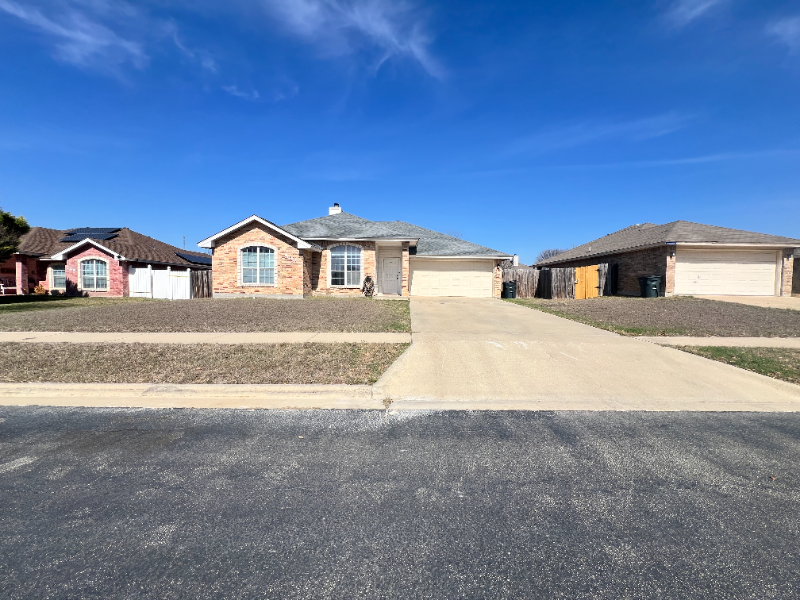 503 Abu Bakar Dr in Killeen, TX - Building Photo