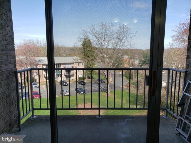 property at 12701 Lotte Dr