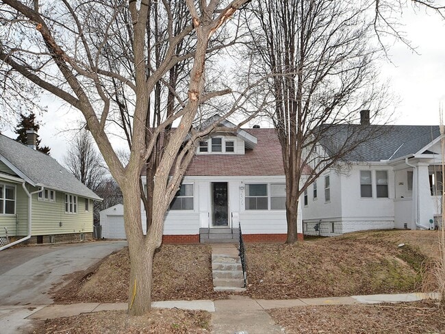 property at 2517 N 49th St