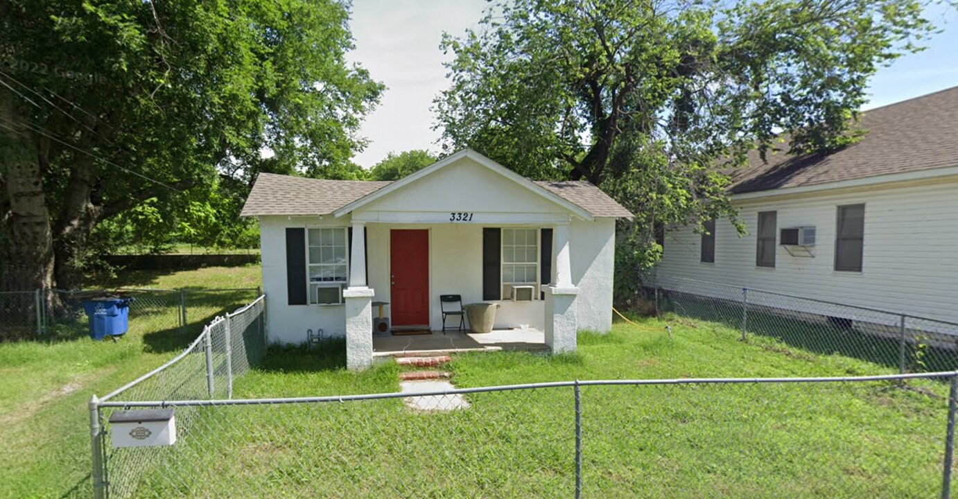 3321 W 1st St in Tulsa, OK - Building Photo
