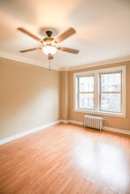 930 W Eastwood Ave, Unit #209 in Chicago, IL - Building Photo - Building Photo