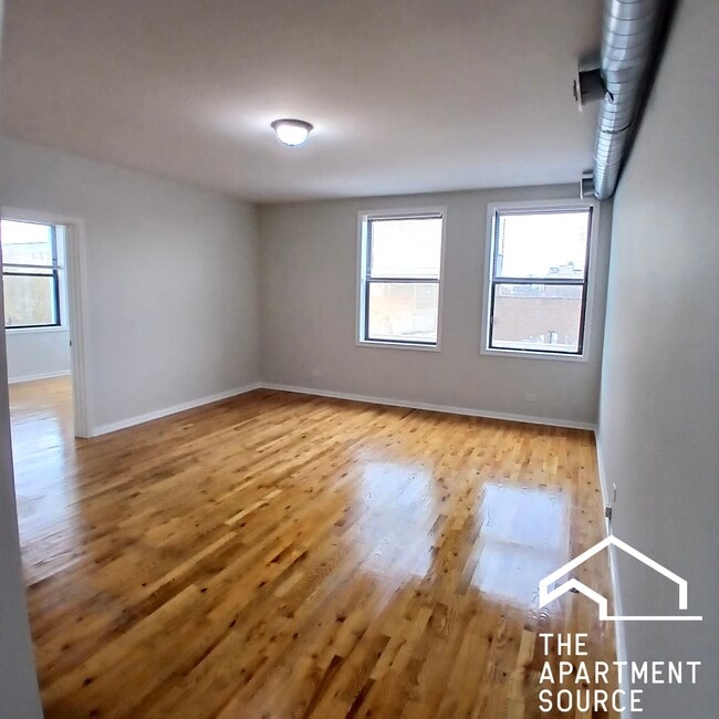 7606 N Paulina St in Chicago, IL - Building Photo - Building Photo