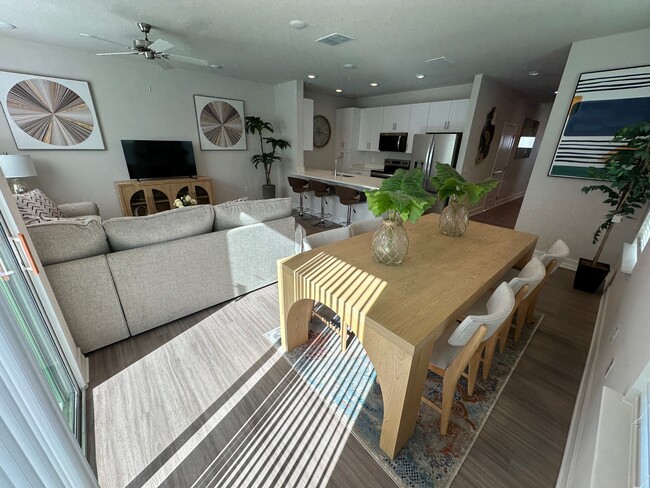 Lake Tavares Townhomes in Tavares, FL - Building Photo - Building Photo