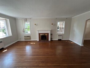 65-20 181st St in Queens, NY - Building Photo - Building Photo