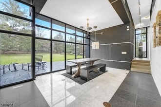 451 Mountain Ave in Caldwell, NJ - Building Photo - Building Photo