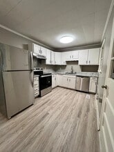 1533 Hartford Rd in Manhattan, KS - Building Photo - Building Photo