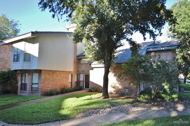 property at 29 N "E" St