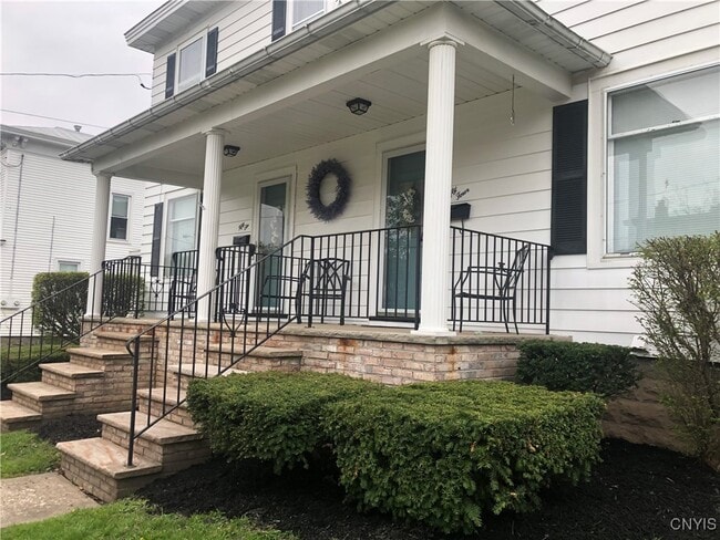 56 E 5th St in Oswego, NY - Building Photo - Building Photo