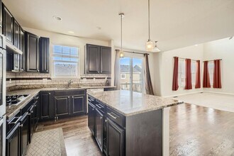 5742 S Flat Rock Way in Aurora, CO - Building Photo - Building Photo