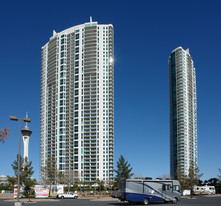 Turnberry Towers in Las Vegas, NV - Foto de edificio - Building Photo