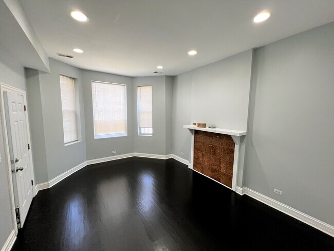 6148 S May St in Chicago, IL - Building Photo - Building Photo